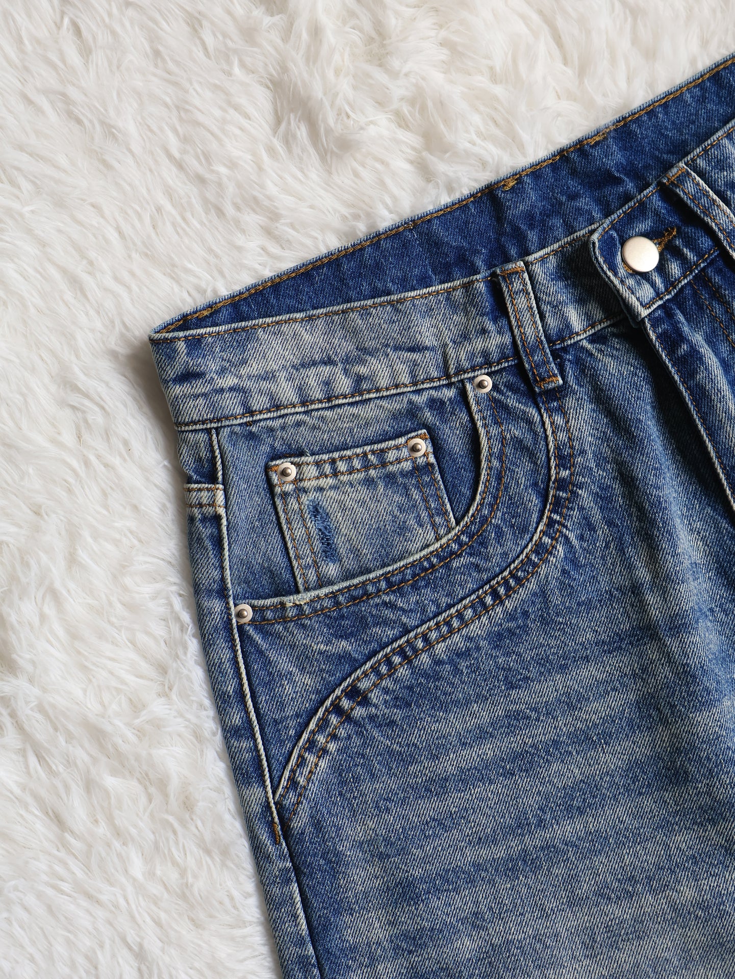 Fyredwrld Rinsed Denim jeans