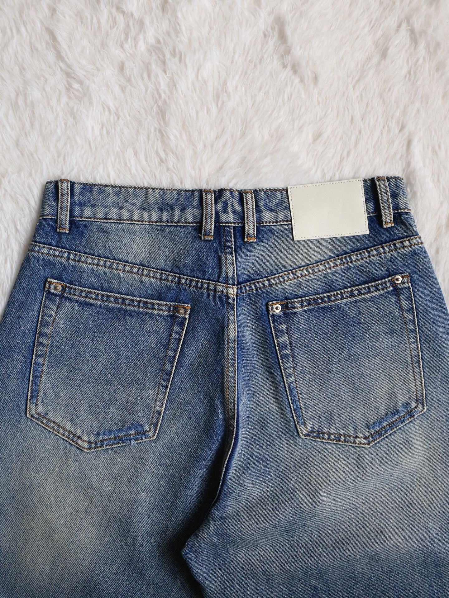 Fyredwrld Rinsed Denim jeans