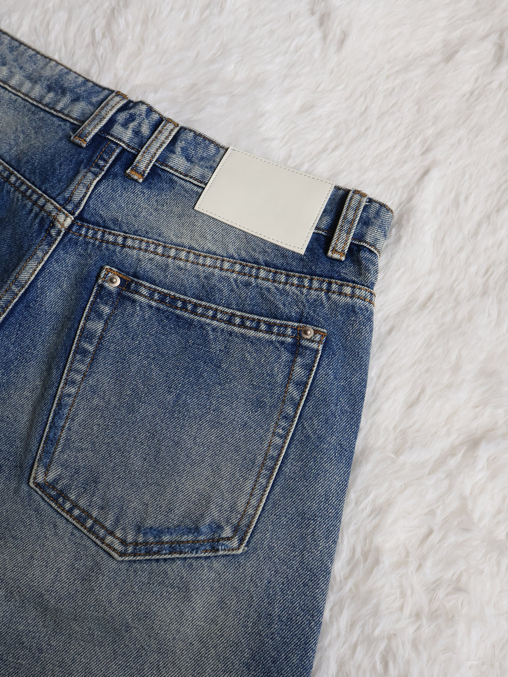 Fyredwrld Rinsed Denim jeans