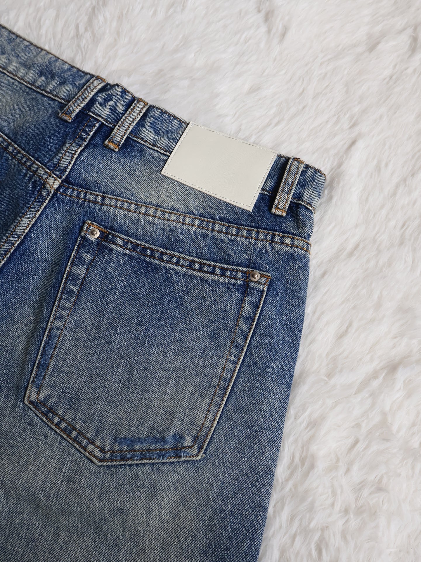 Fyredwrld Rinsed Denim jeans
